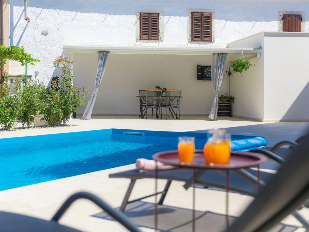 Holiday Home Villa Karmen - Roj454 By Interhome Sveti Petar u Sumi Eksteriør billede